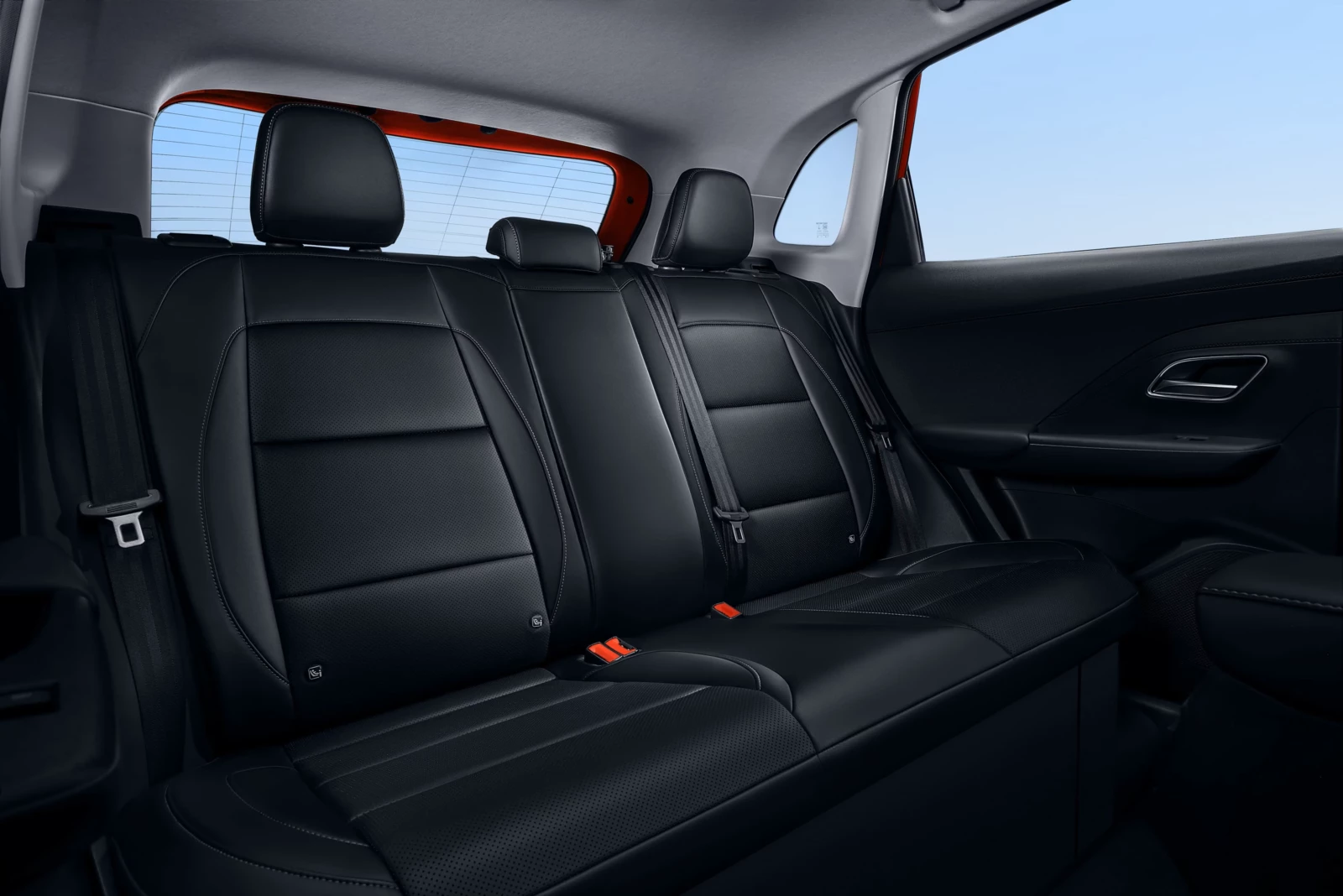 second-row-seat-11-4-680b50935b265-684fcc95851e2